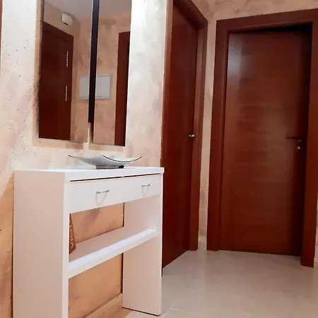Montferrant Apartment *