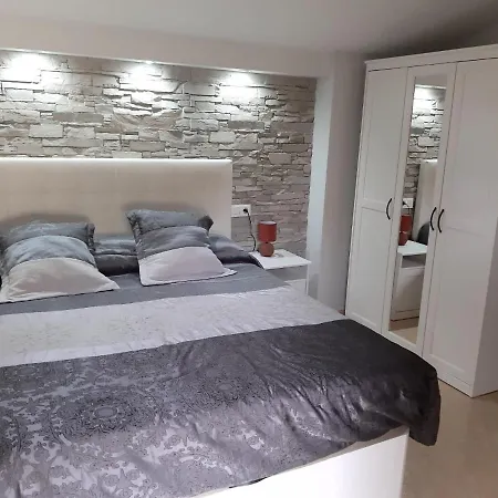 Montferrant Apartment *